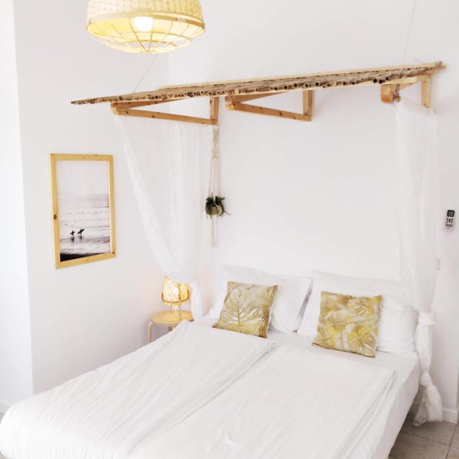 1000Nights Sea-Hut Appartement Tel Aviv Buitenkant foto